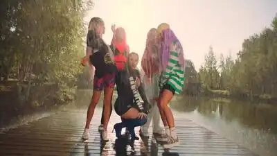 скачать клип MIA BOYKA, Ваня Дмитриенко - Танцы под дождем