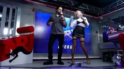 скачать клип Артур Пирожков and Клава Кока - Хочешь - Live