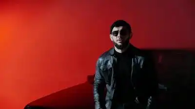 скачать клип Ислам Итляшев - В селе родном