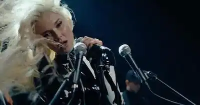 Скачать клип