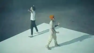 Скачать клип