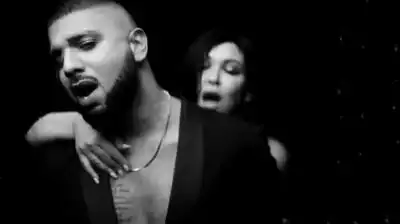 скачать клип Артем Качер and Ирина Дубцова - Под дождем