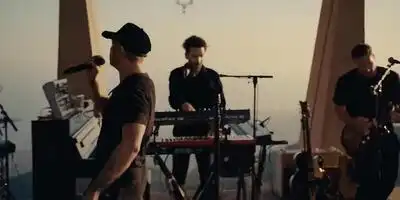 скачать клип OneRepublic - Secrets