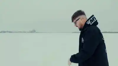 скачать клип Kamazz - Как ты там