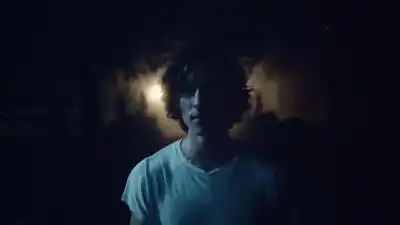 скачать клип Shawn Mendes, Justin Bieber - Monster