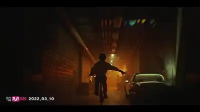 скачать клип Stray Kids - Maniac