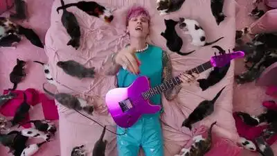 скачать клип Machine Gun Kelly - make up sex