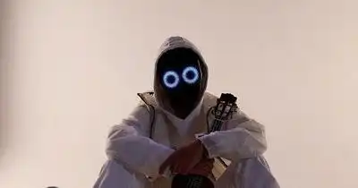 скачать клип BoyWithUke - Understand