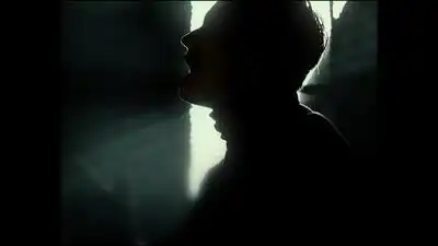 скачать клип BAD OMENS - Nowhere To Go