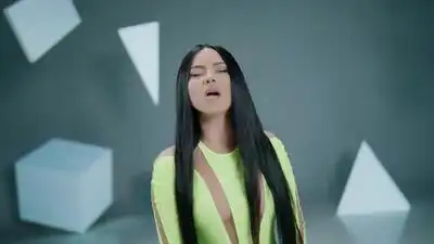 скачать клип Ilkay Sencan ft. INNA - Talk