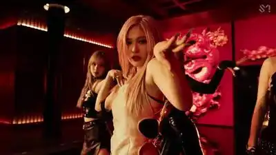 скачать клип aespa - Girls