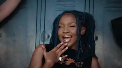 Скачать клип