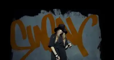 скачать клип Burito - Sugar