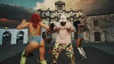 Скачать клип