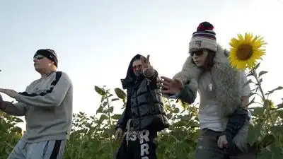 скачать клип Skrillex and Yung Lean and Bladee - Ceremony