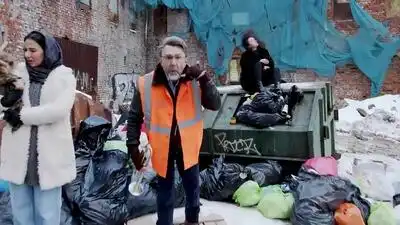 скачать клип Ленинград - Русский