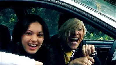 скачать клип Your Broken Hero - blink-182