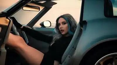 скачать клип MIA BOYKA - ПЛАКАТЬ В ПОРШЕ