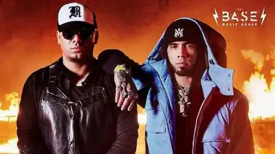 скачать клип Wisin and Anuel AA - MI EXXX