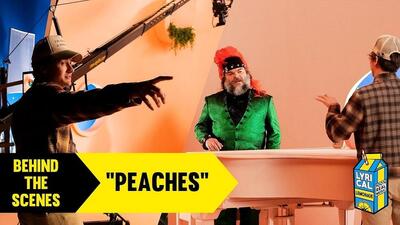 скачать клип Jack Black - Peaches