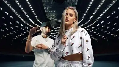 скачать клип Eminem and Miley Cyrus - Love Is Poison