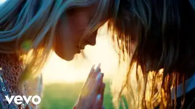 скачать клип Zara Larsson - End Of Time