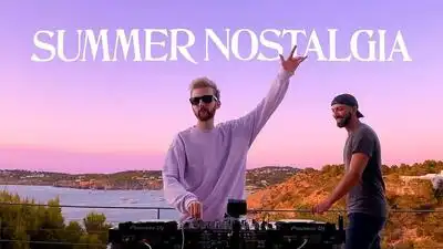 Скачать клип