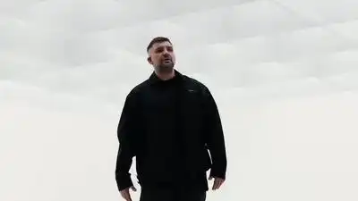 Скачать клип