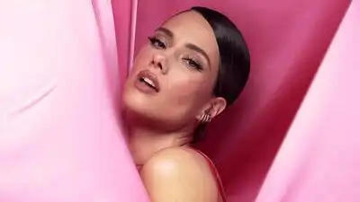 скачать клип Юля Паршута - Голые глаза