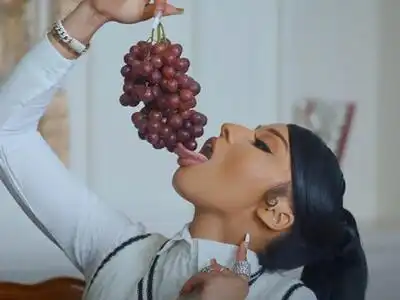 скачать клип Rubi Rose - I Like