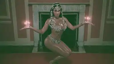 скачать клип Saweetie and YG and Tyga - BIRTHDAY