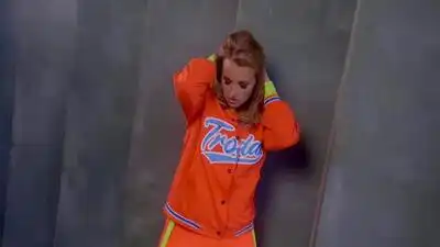 Скачать клип