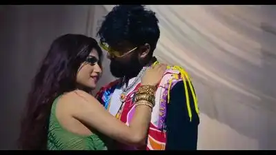 скачать клип MC SQUARE - Laado