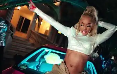 скачать клип Saweetie - SHOT OCLOCK