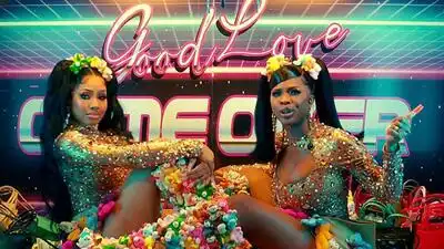 скачать клип USHER - Good Good