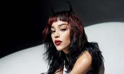 Скачать клип