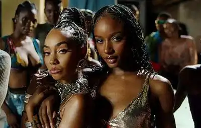 Скачать клип