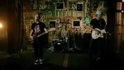 скачать клип blink-182 - ONE MORE TIME