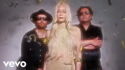 скачать клип Cannons - Crush