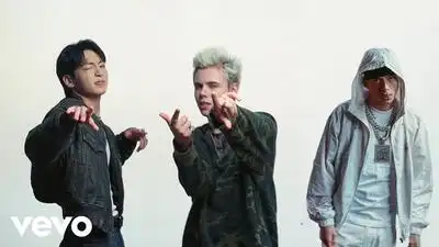 скачать клип The Kid LAROI - BLEED