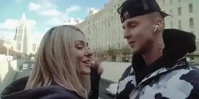 скачать клип МИЧЕЛЗ and Элона Миллер - Угонщица