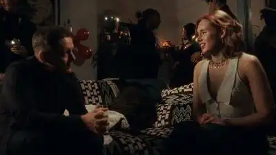 скачать клип Tom Walker - Freaking Out