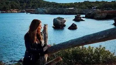 скачать клип Ани Лорак - Чужие