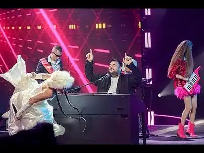 скачать клип Сергей Жуков, Лаву - Алешка 2.0 - Live