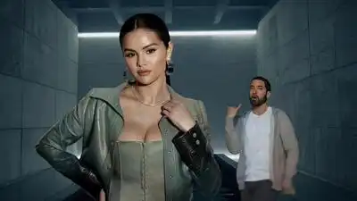 скачать клип Eminem and Selena Gomez - Need Your Love