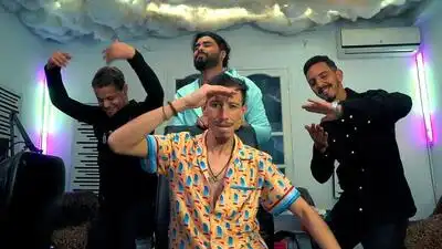 Скачать клип