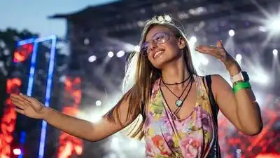 скачать клип TNT Records - SAIL