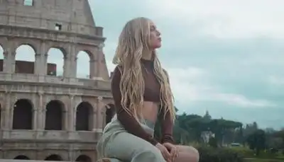 скачать клип Ana Mena - Cuando la noche arriba