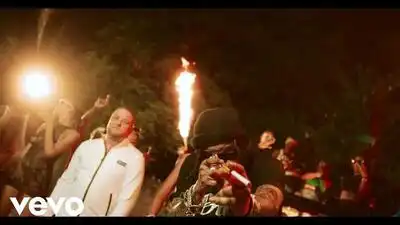 Скачать клип