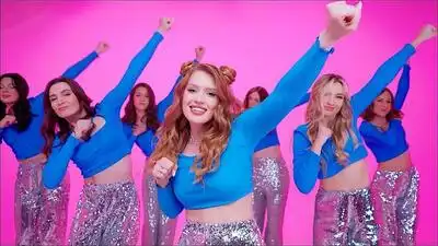 скачать клип POLI - Комфорт